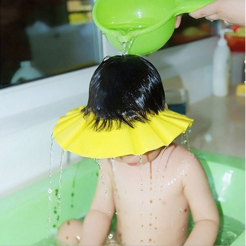 Visière chapeau pour douche bébé I ShampooCap™ - Bebedamours